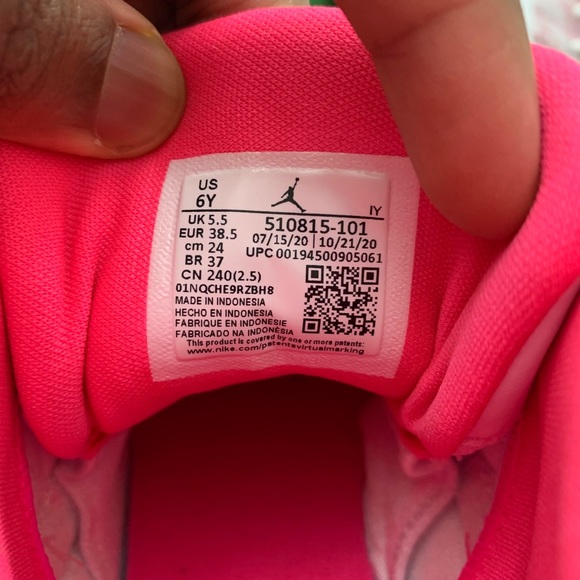 👛*NEW* Air Jordan 12 Retro “Arctic Punch” (GS) - Picture 8 of 10